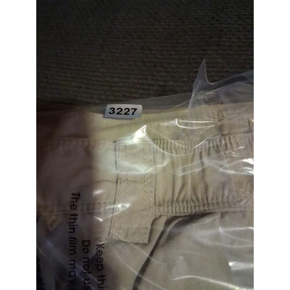 The North Face Shorts Mens Large Khaki Nylon Cargo‎ Hiking Utility Outdoor Trail